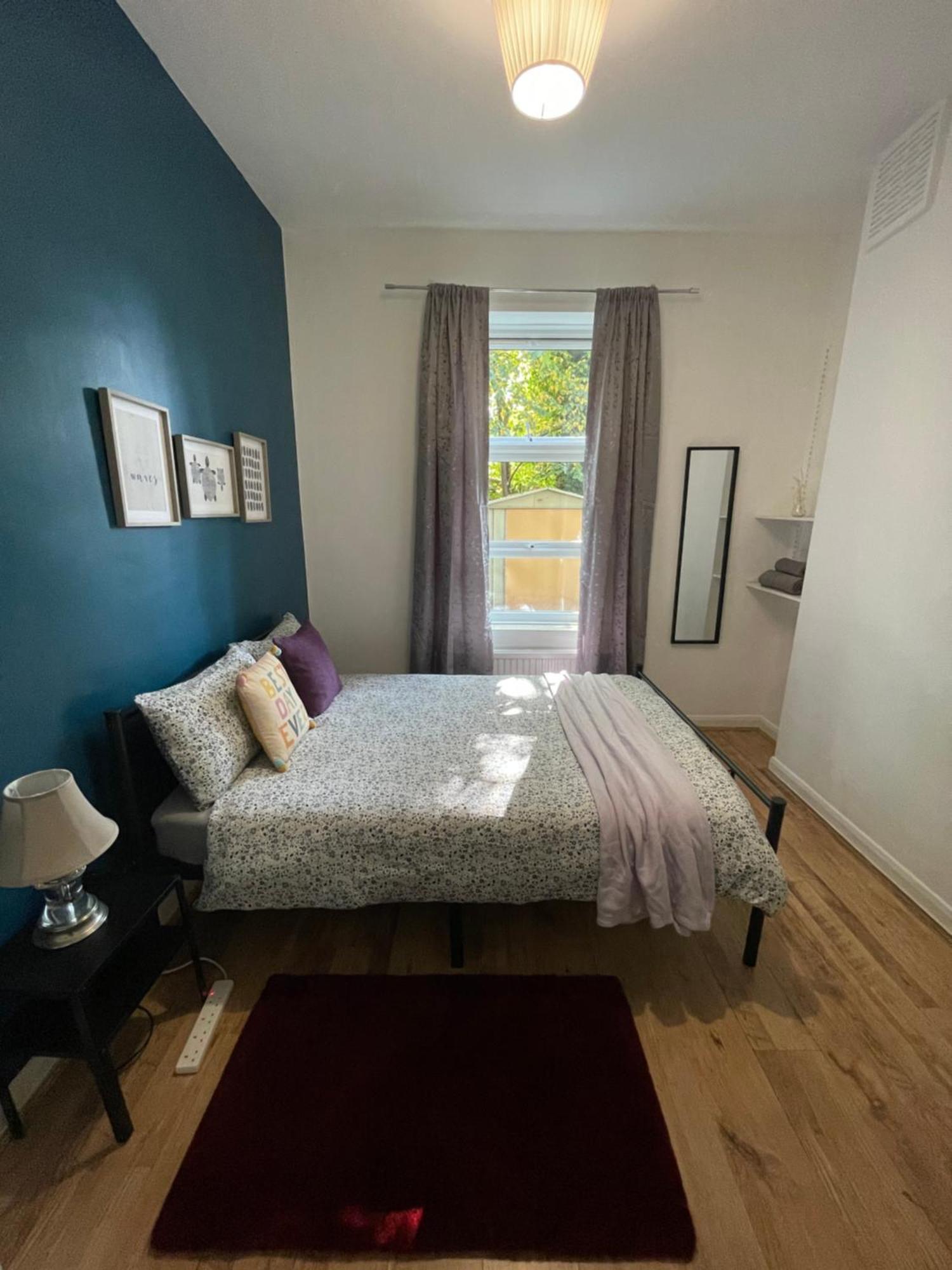 Contemporary Private Rooms Near Central Лондон Экстерьер фото